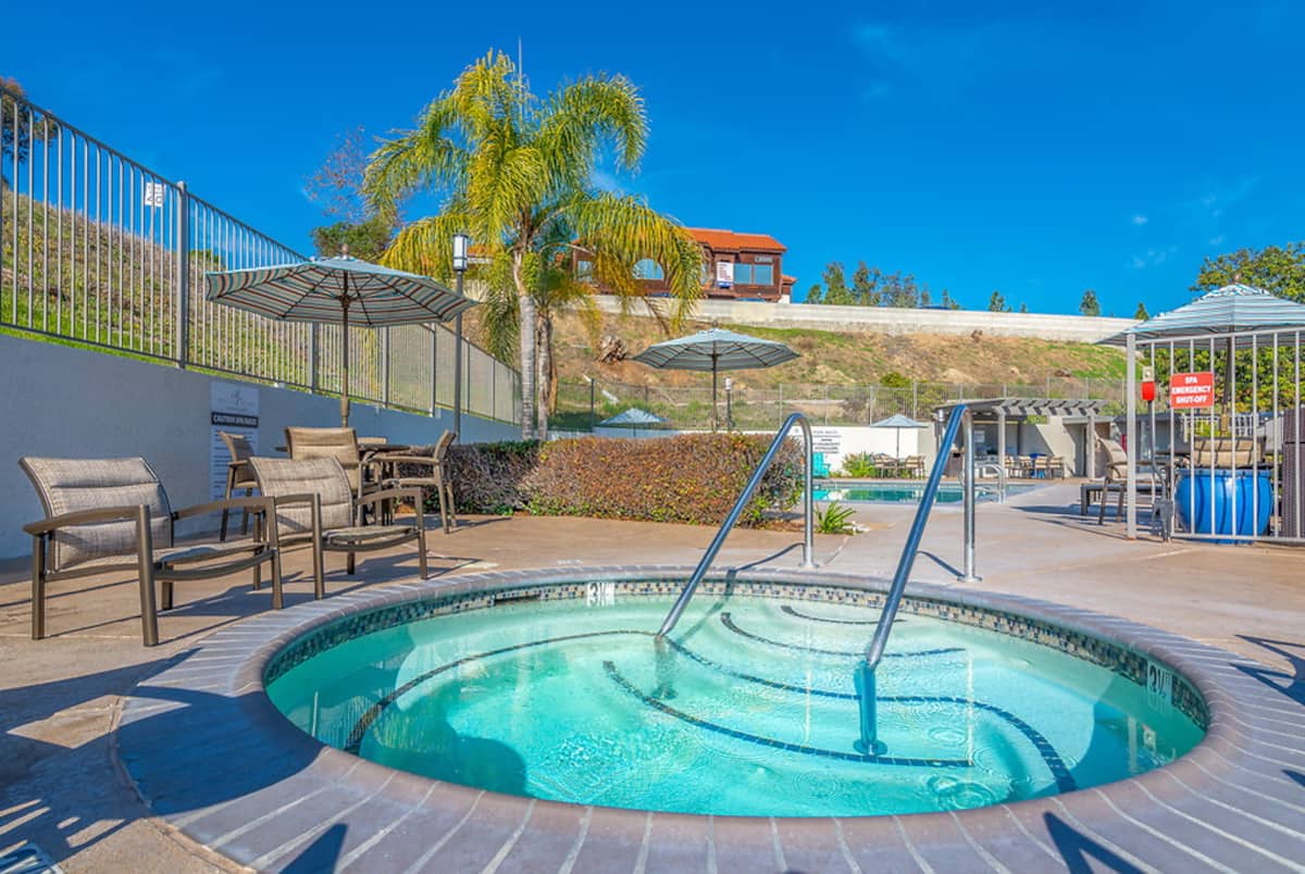 RGVtYW5kUGljdHVyZToxOTQzMTU4Njc4