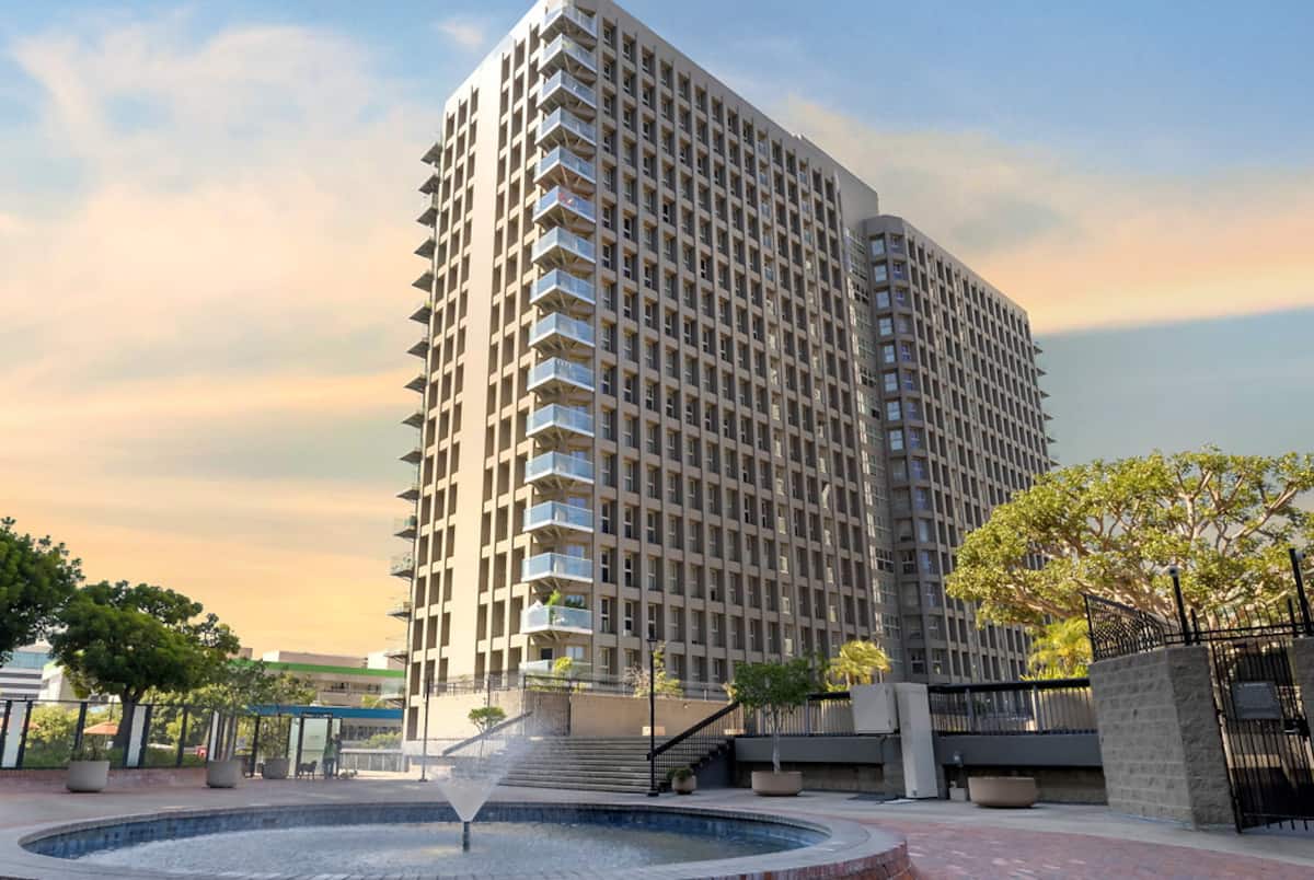 Skye At Bunker Hill, an Airbnbfriendly apartment