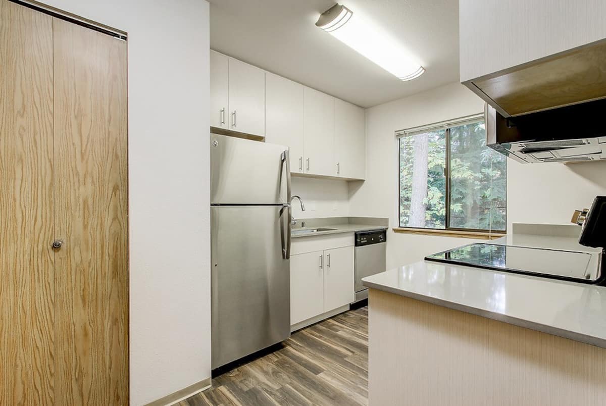 , an Airbnb-friendly apartment in Bellevue, WA