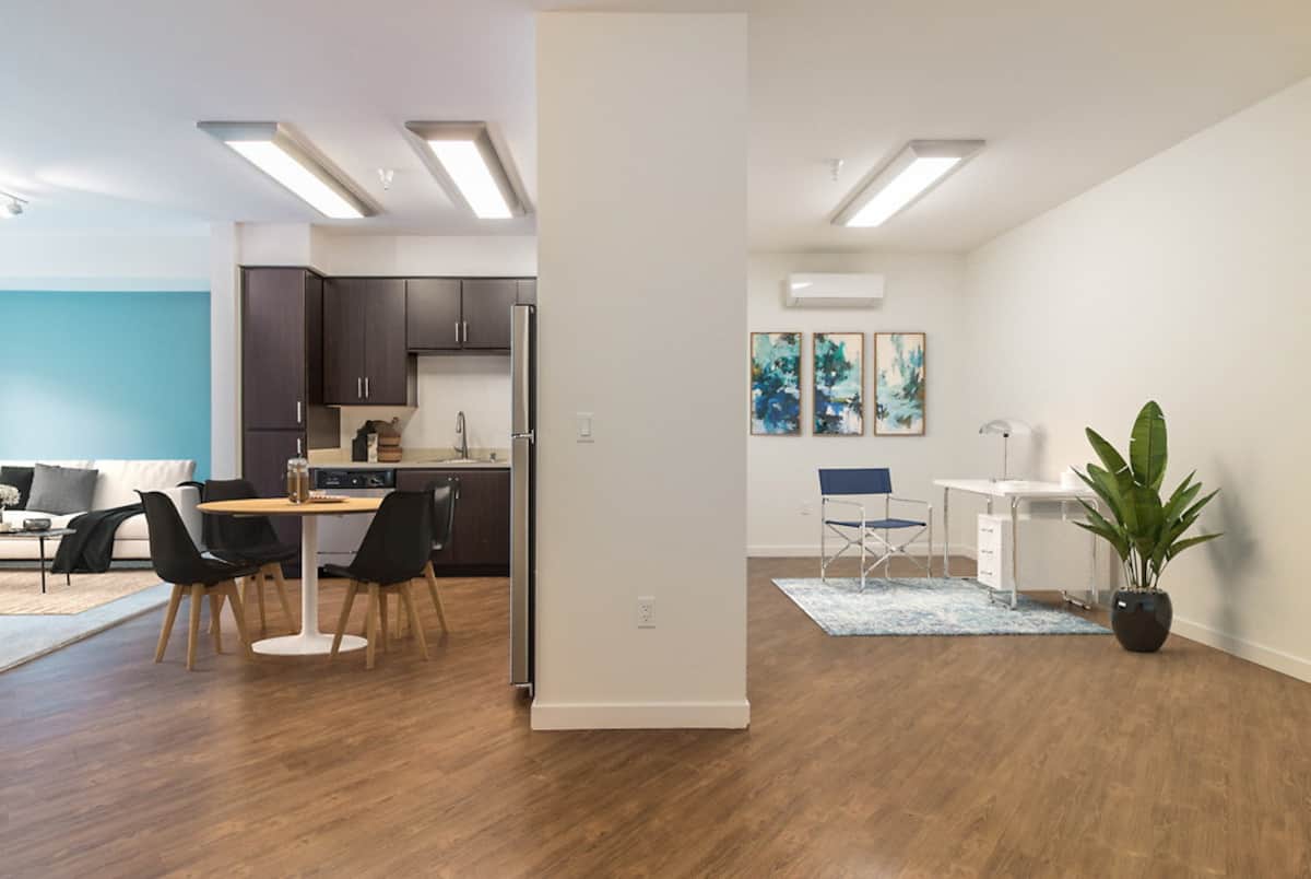 RGVtYW5kUGljdHVyZToxOTQzMTU3NzMw