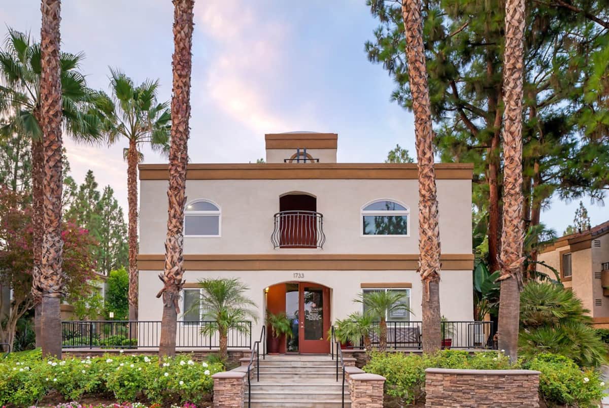 , an Airbnb-friendly apartment in Simi Valley, CA