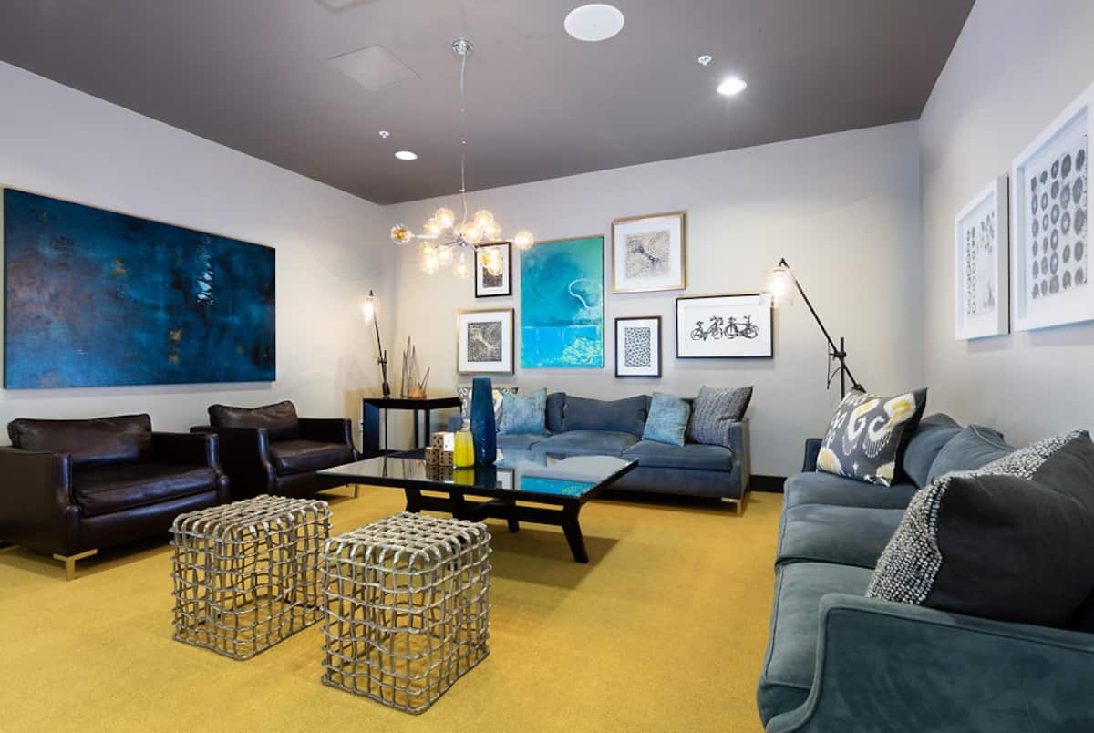 RGVtYW5kUGljdHVyZToxOTQzMTU5NDI5