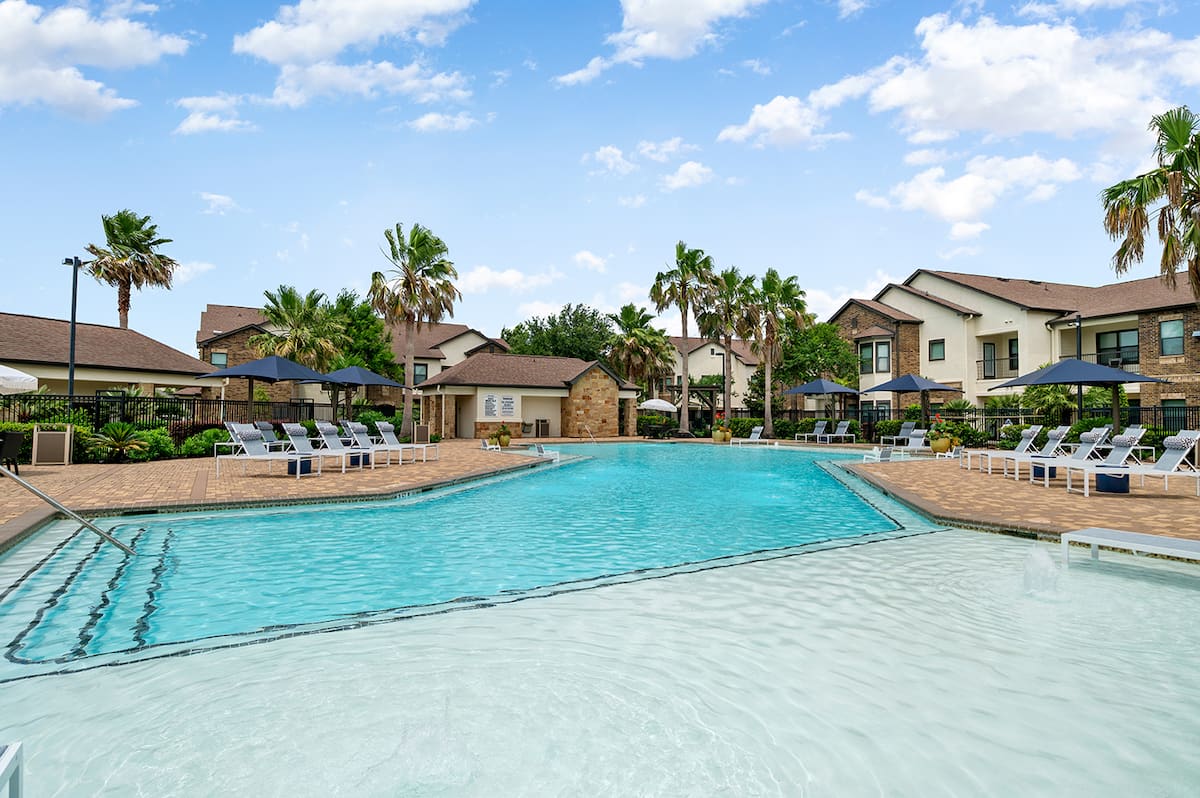 , an Airbnb-friendly apartment in Richmond, TX