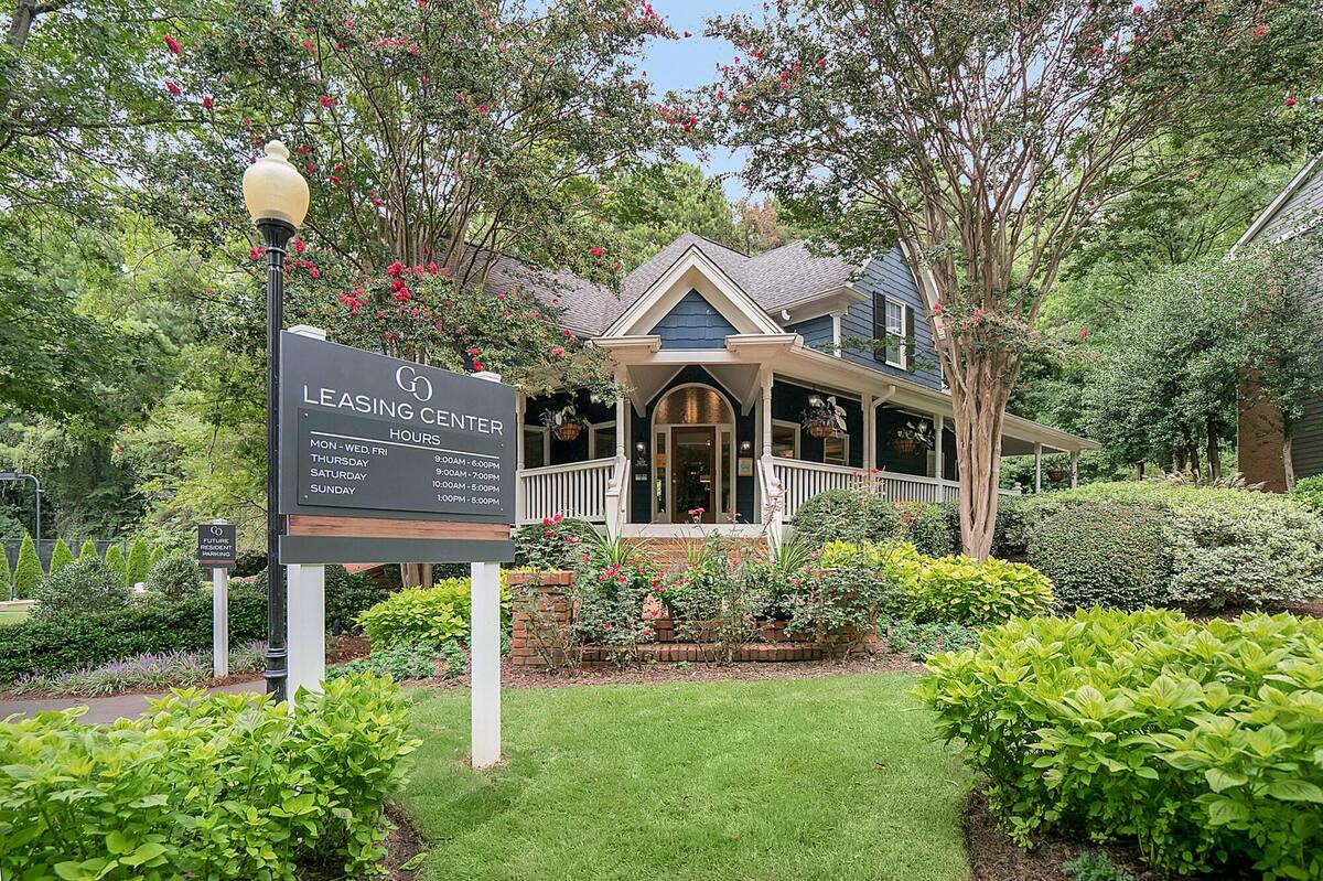 WestHaven At Vinings, an Airbnbfriendly apartment