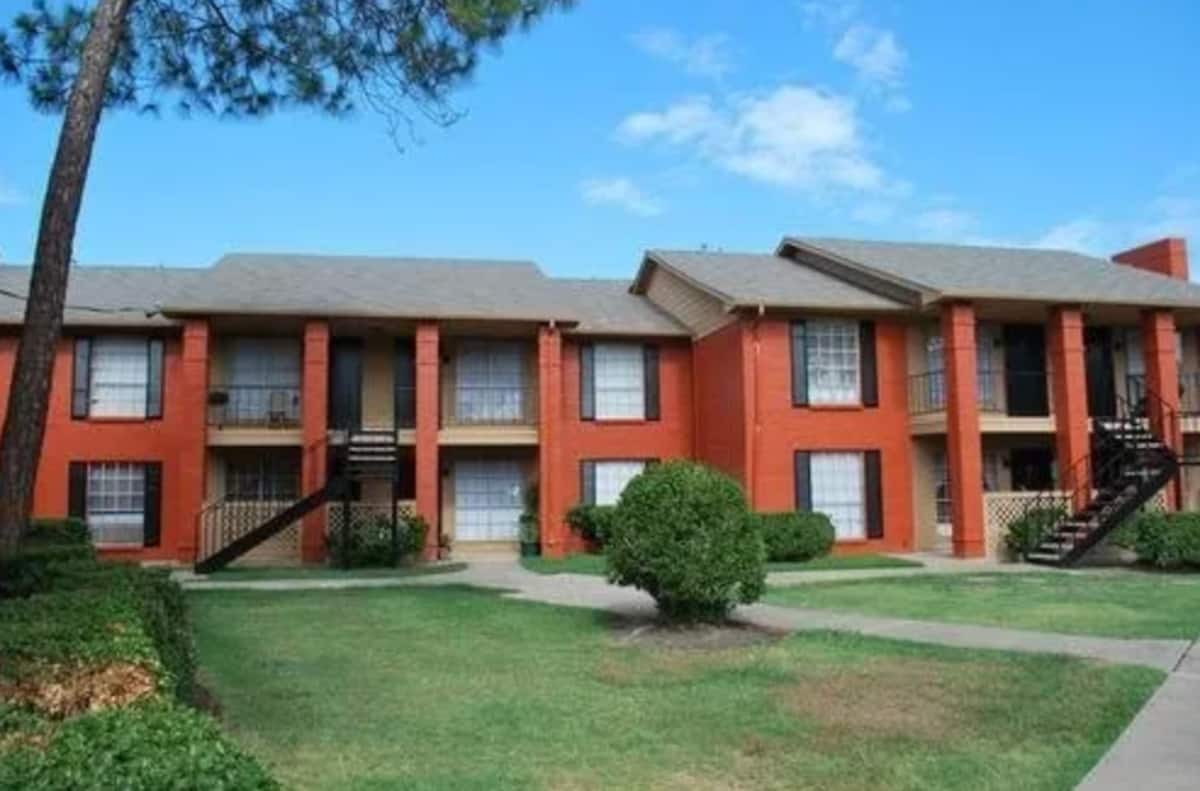 RGVtYW5kUGljdHVyZToxOTk5MDg4NDEw