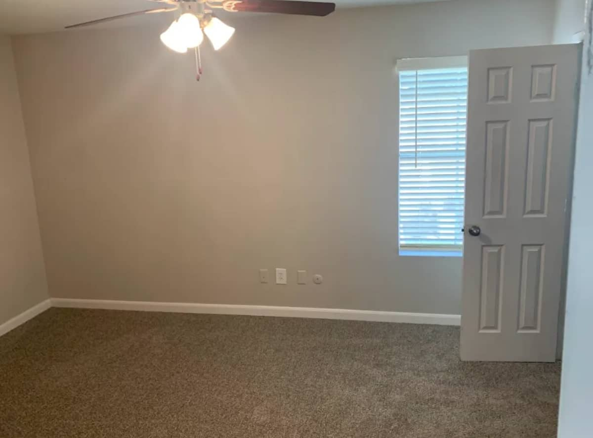 , an Airbnb-friendly apartment in Houston, TX