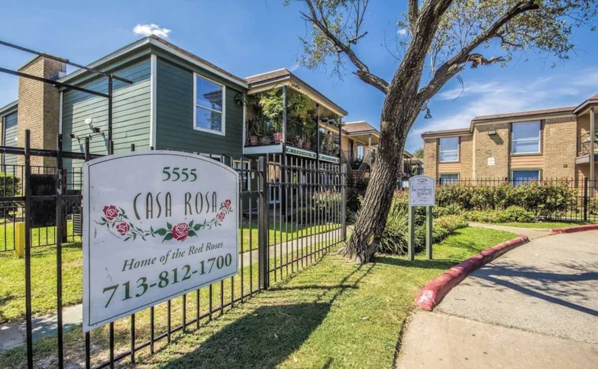 RGVtYW5kUGljdHVyZToxOTk5MDY3MTMw