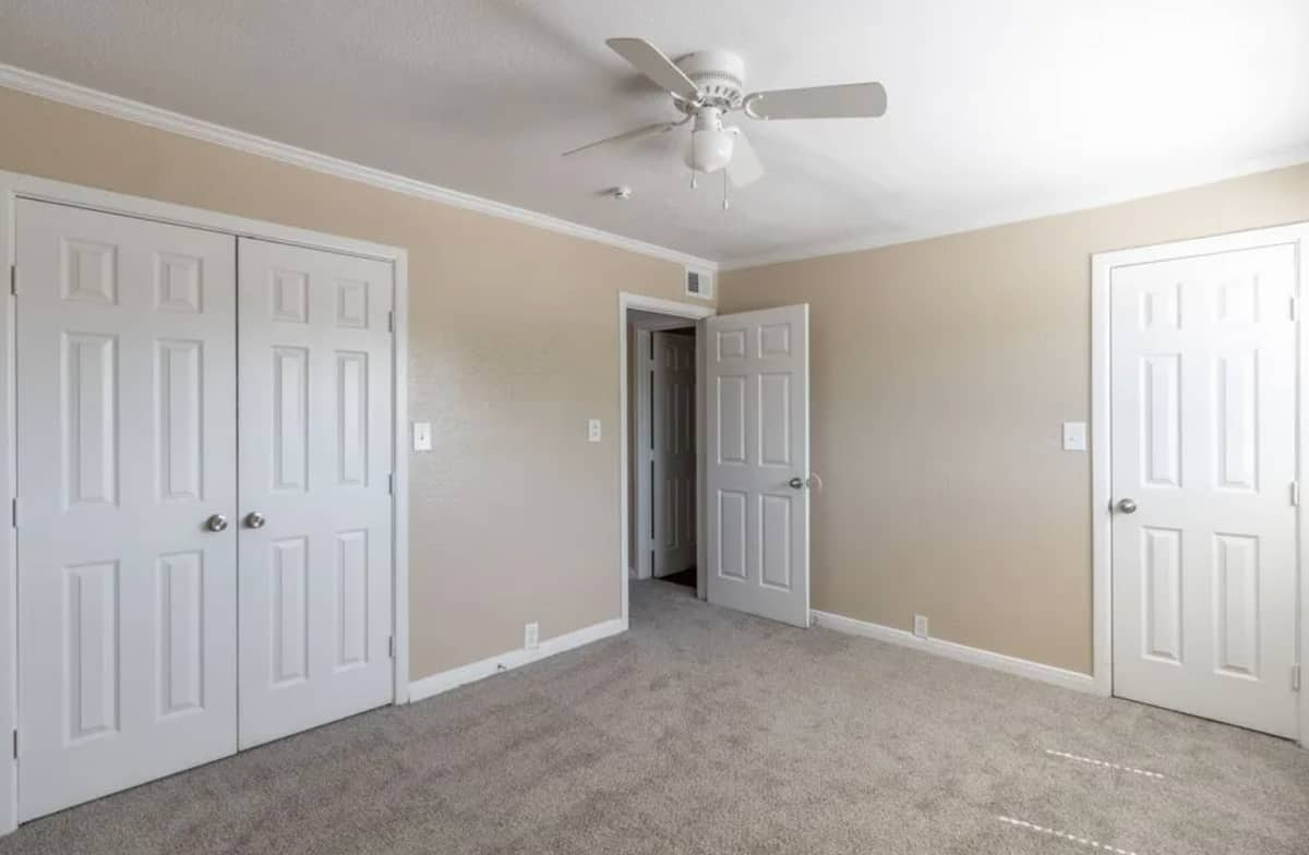 , an Airbnb-friendly apartment in Houston, TX