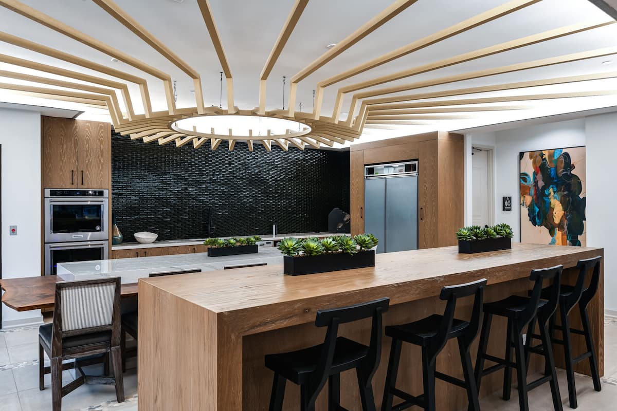 RGVtYW5kUGljdHVyZToyMjY1NDA3NTk4