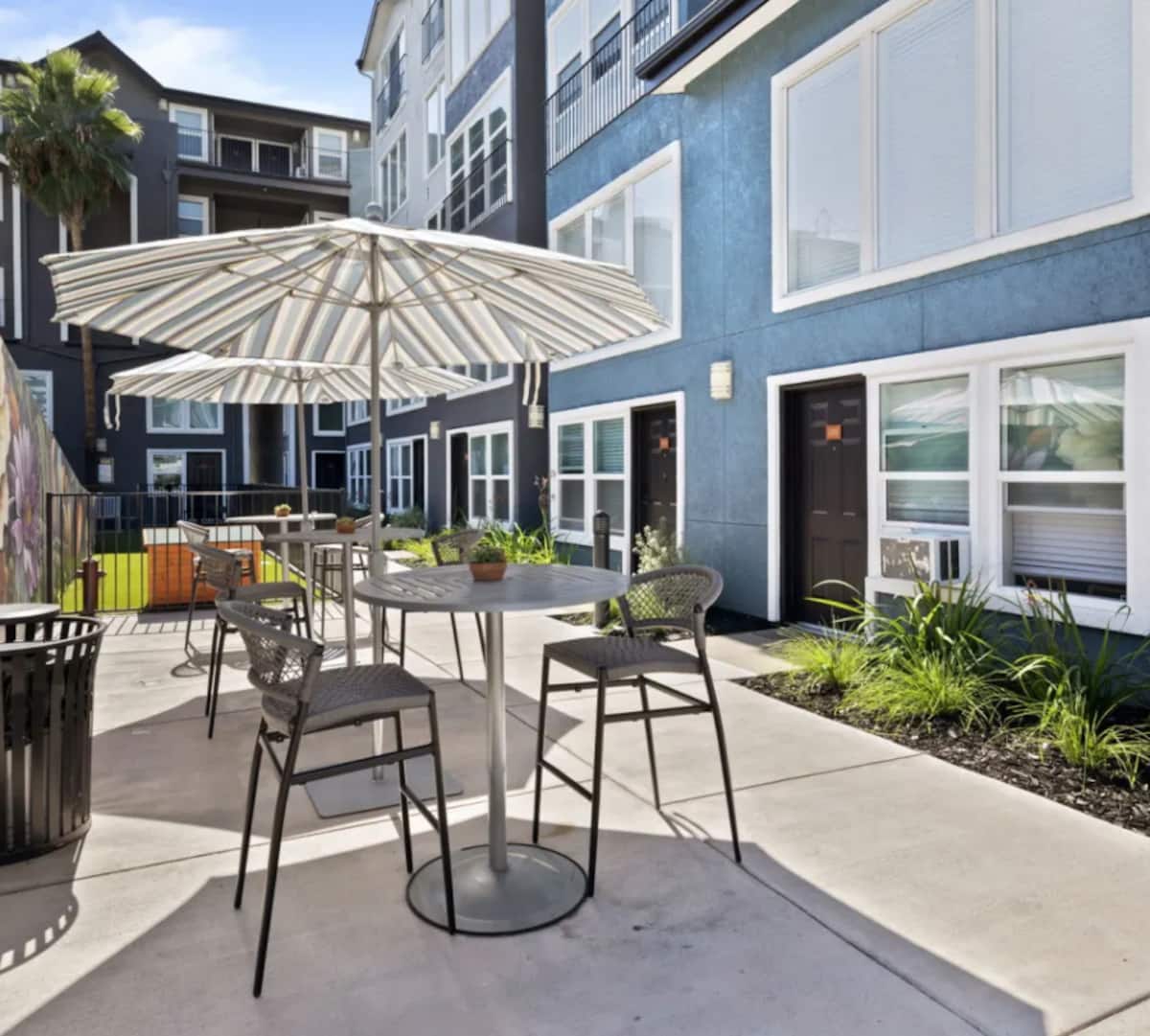 RGVtYW5kUGljdHVyZToyMjc0NzY0MDA2