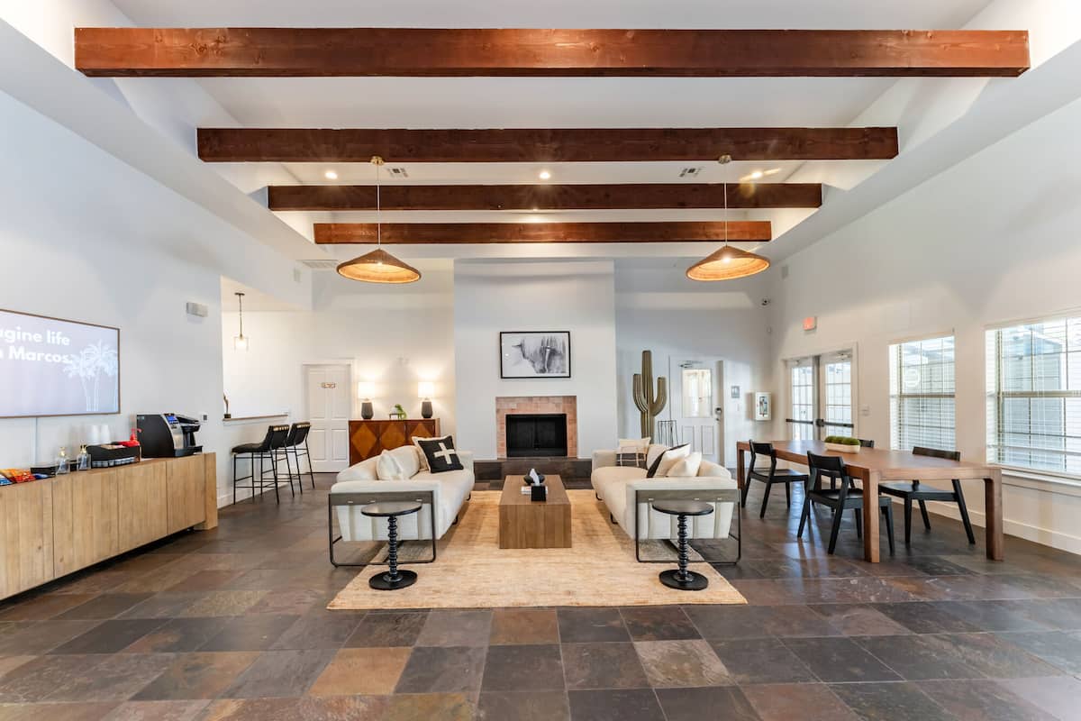 , an Airbnb-friendly apartment in San Marcos, TX