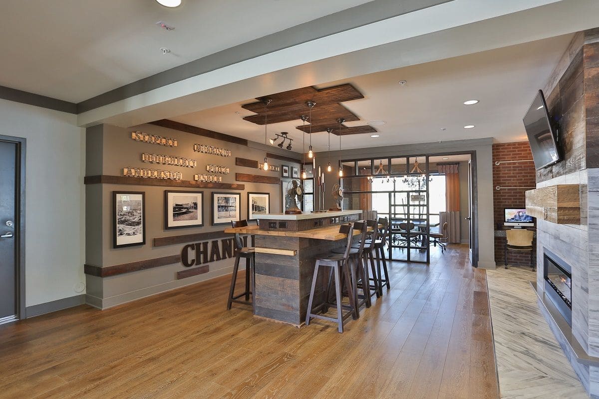 RGVtYW5kUGljdHVyZToxOTUxNjY2NjAw