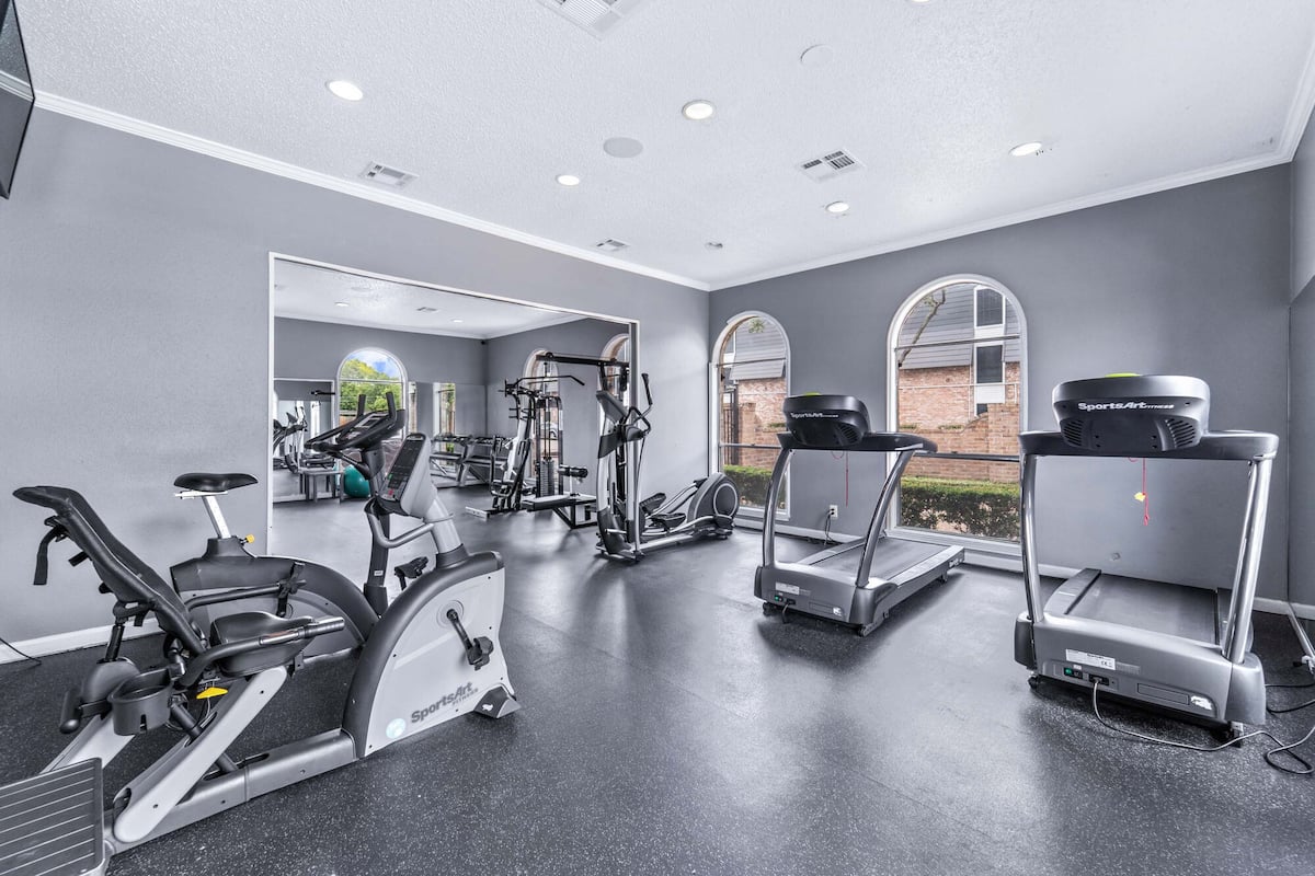 RGVtYW5kUGljdHVyZToyMzQyMDY1MjYw