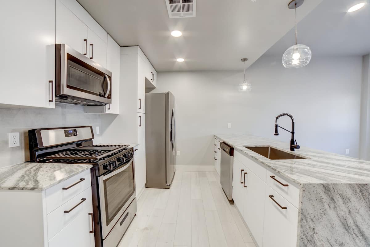 RGVtYW5kUGljdHVyZToyMzQ1MjgwMTU0