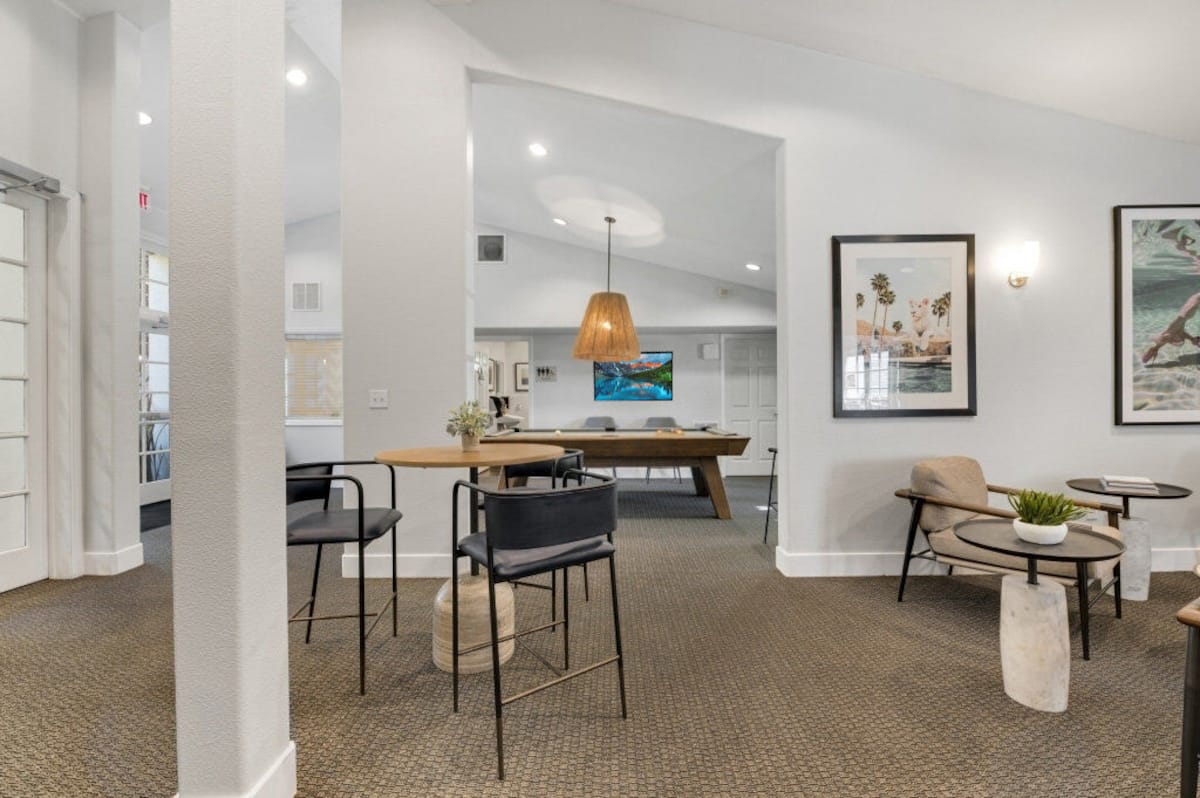 RGVtYW5kUGljdHVyZToyMjczNTUxODQ5