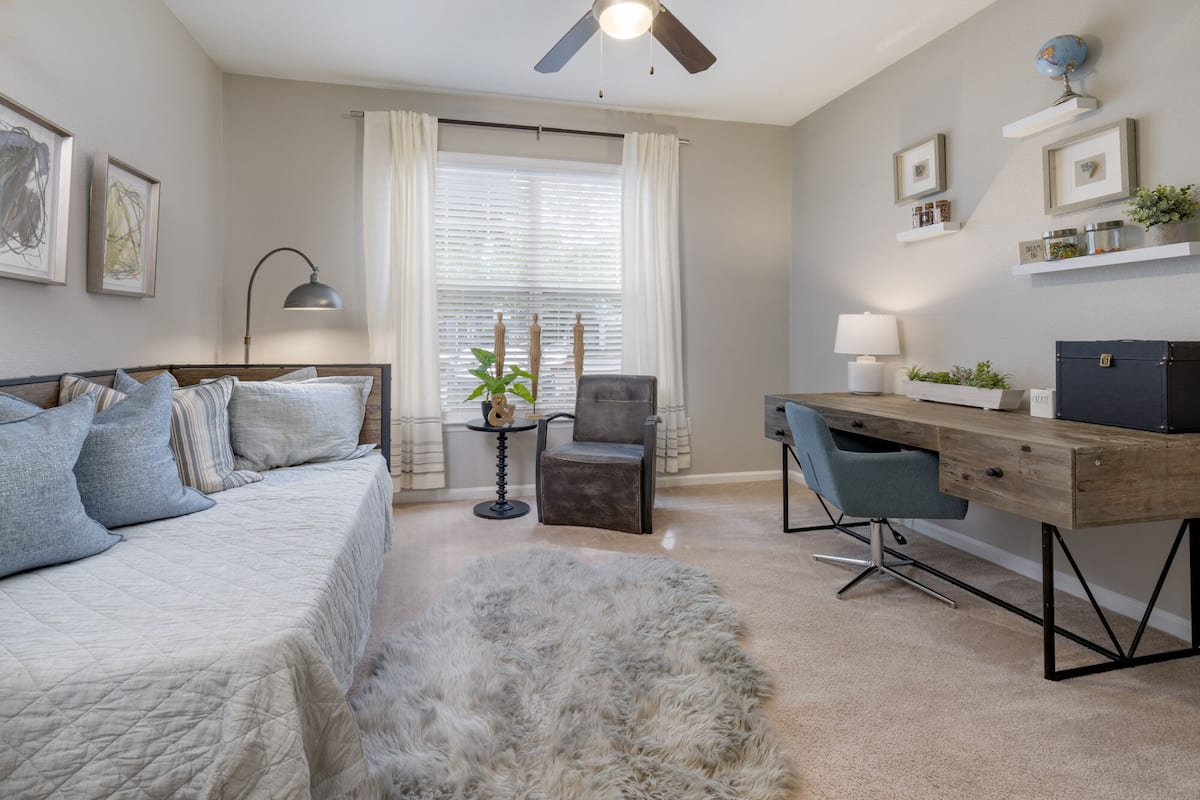 , an Airbnb-friendly apartment in Raleigh, NC