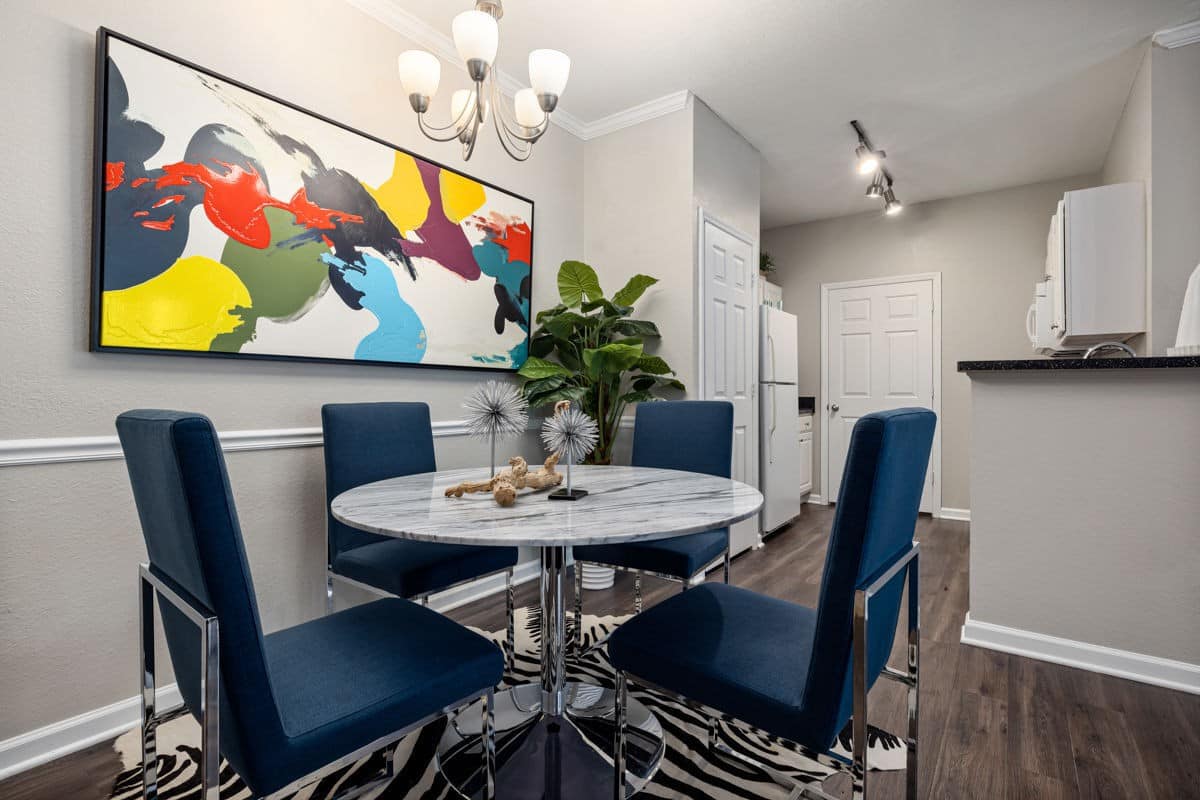 , an Airbnb-friendly apartment in Raleigh, NC