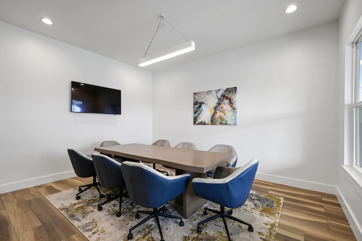 RGVtYW5kUGljdHVyZToyNDM0NDQyNTc0