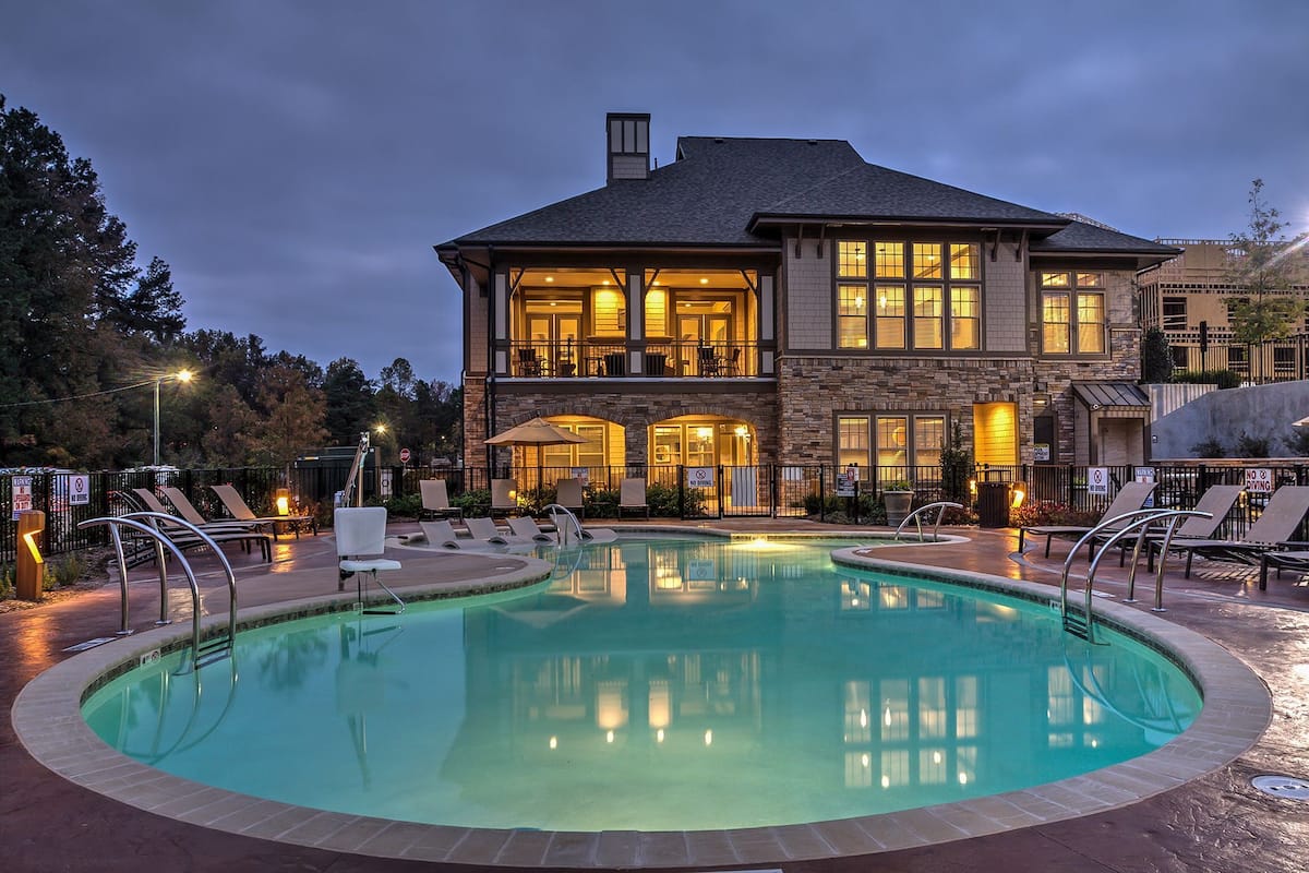 , an Airbnb-friendly apartment in Raleigh, NC