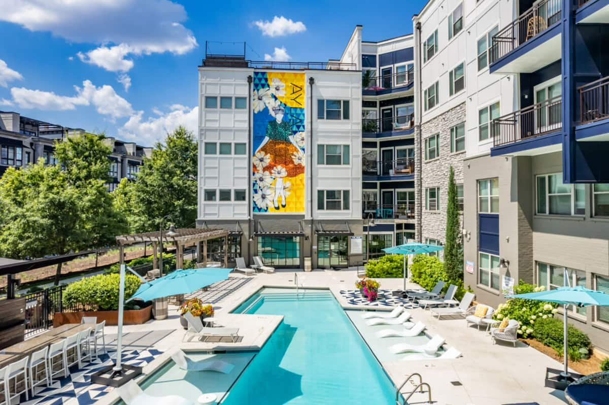 , an Airbnb-friendly apartment in Atlanta, GA