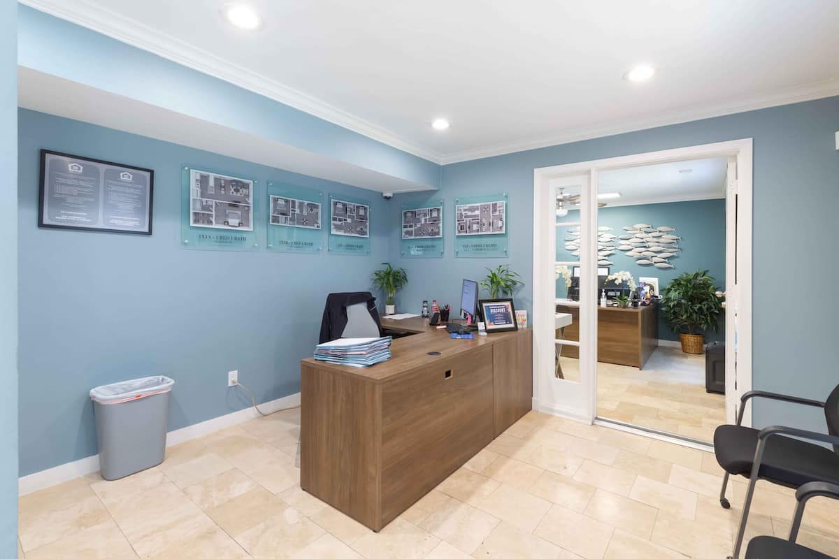 RGVtYW5kUGljdHVyZToyMzQyMDYzNjYx