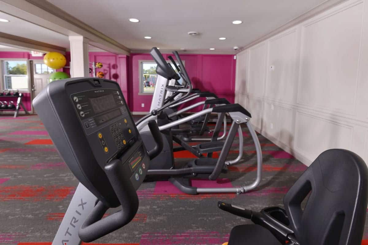 RGVtYW5kUGljdHVyZToyMzQyMDY0MTA5