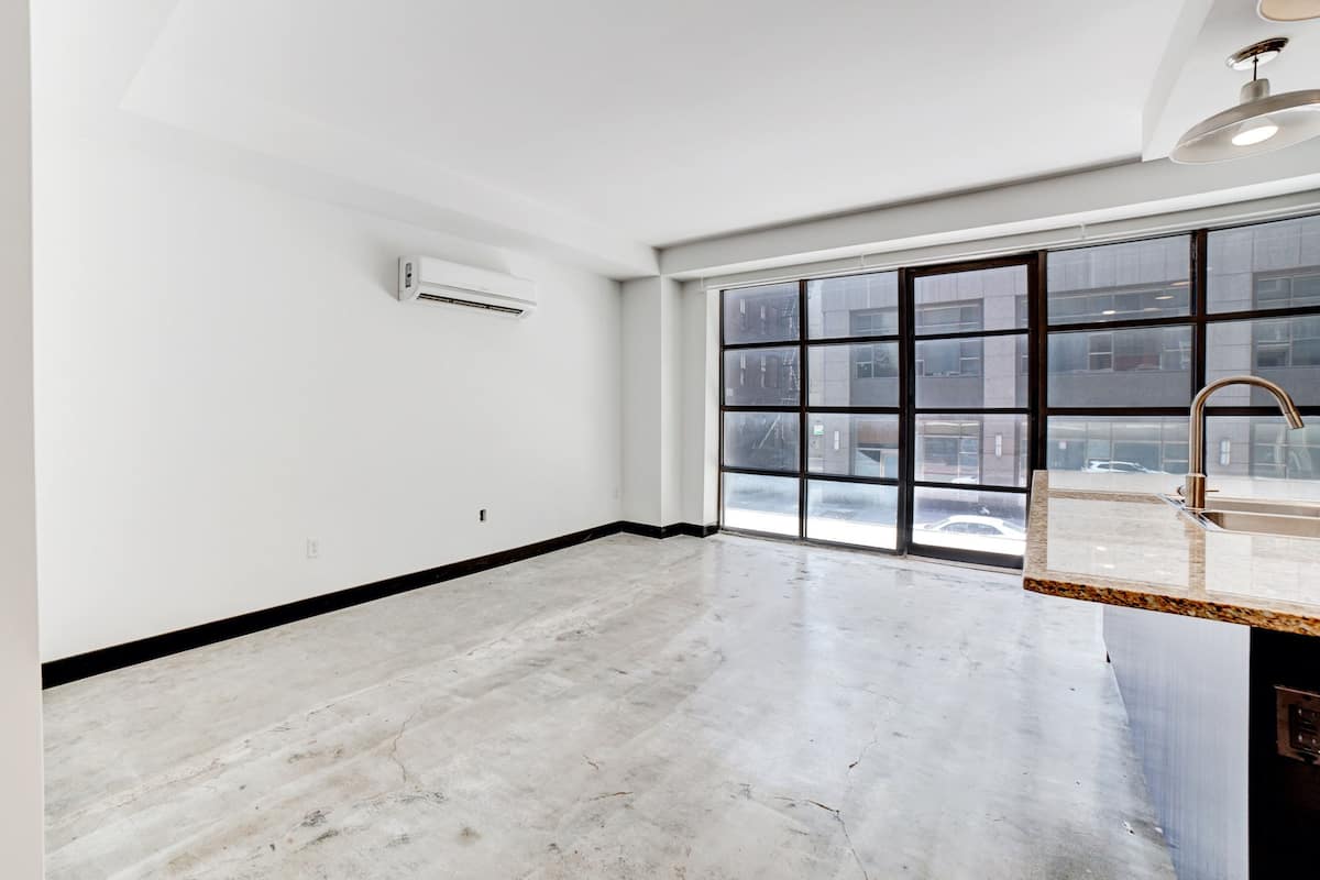 RGVtYW5kUGljdHVyZToyMzI4OTY3NDc0