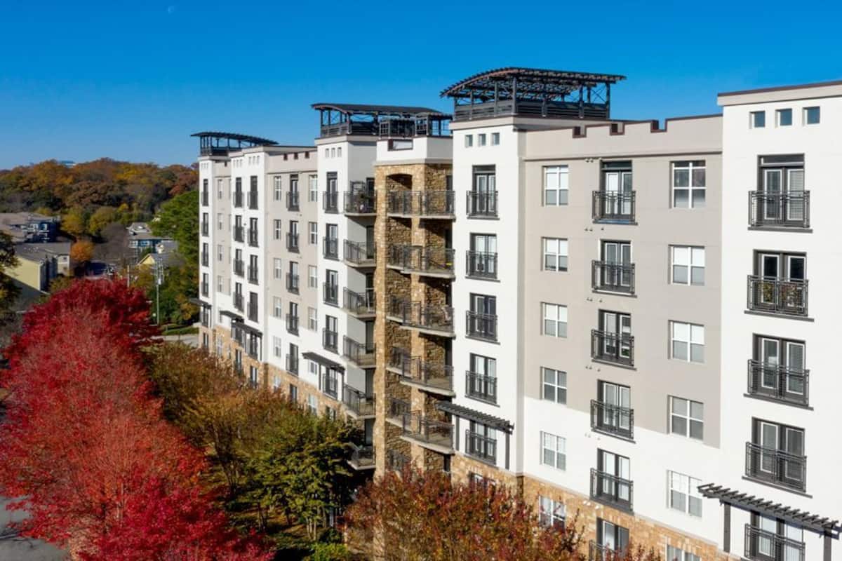 , an Airbnb-friendly apartment in Atlanta, GA