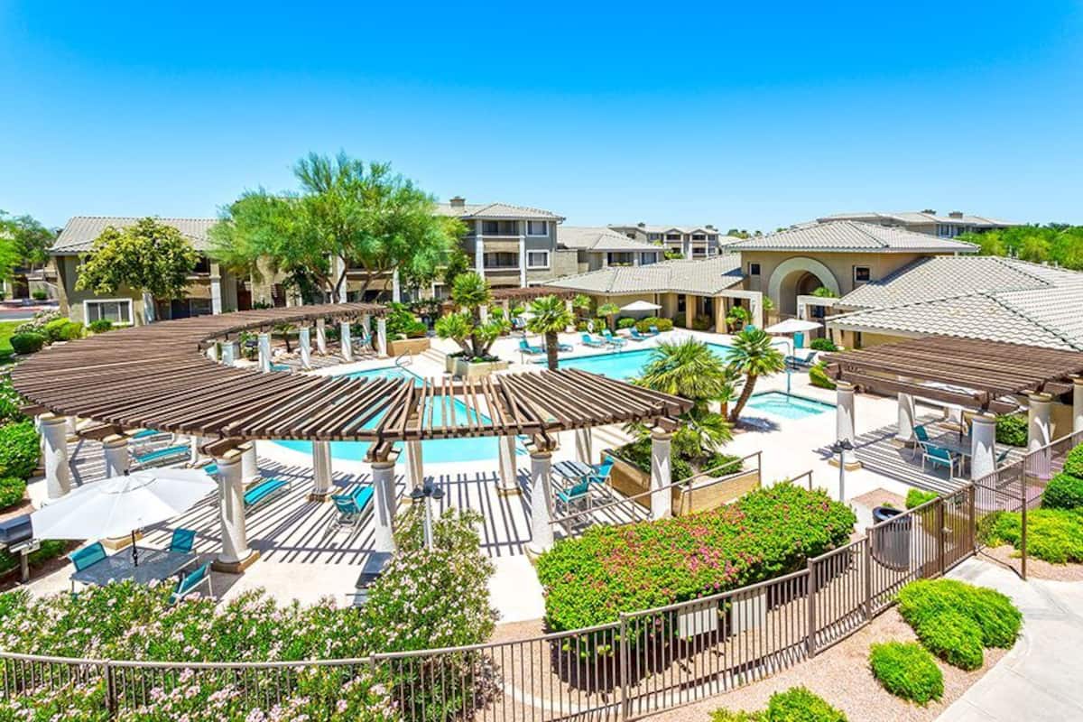 RGVtYW5kUGljdHVyZToxOTU1MjA5NDgy