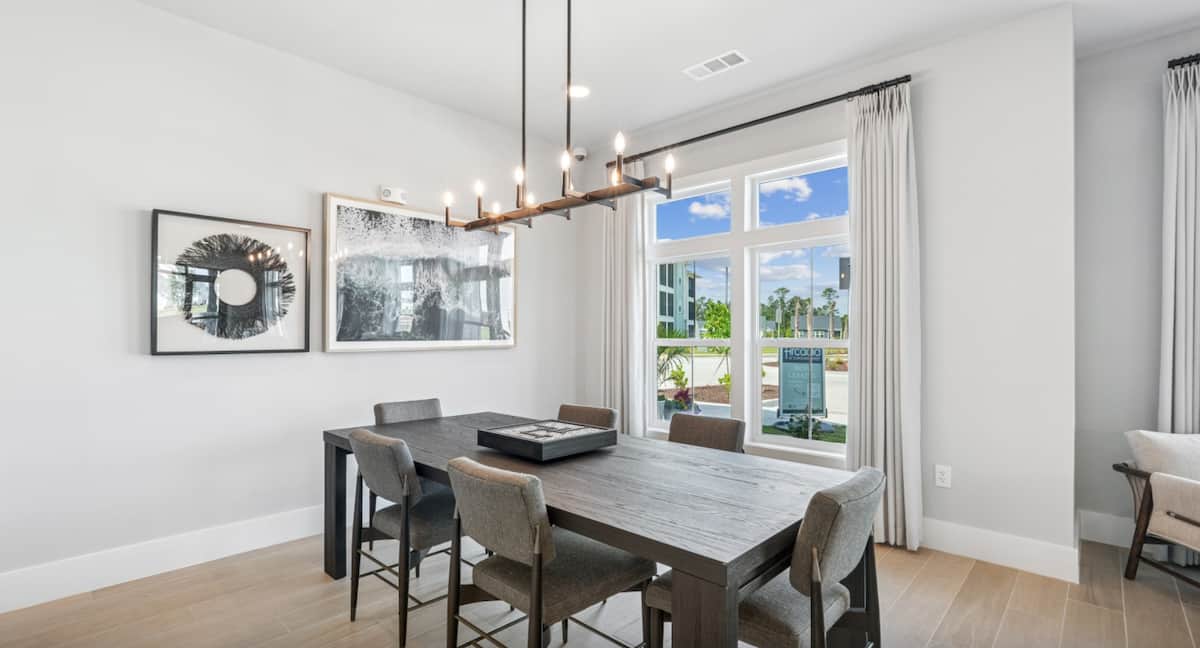 RGVtYW5kUGljdHVyZToyMjIwOTY5NTMz