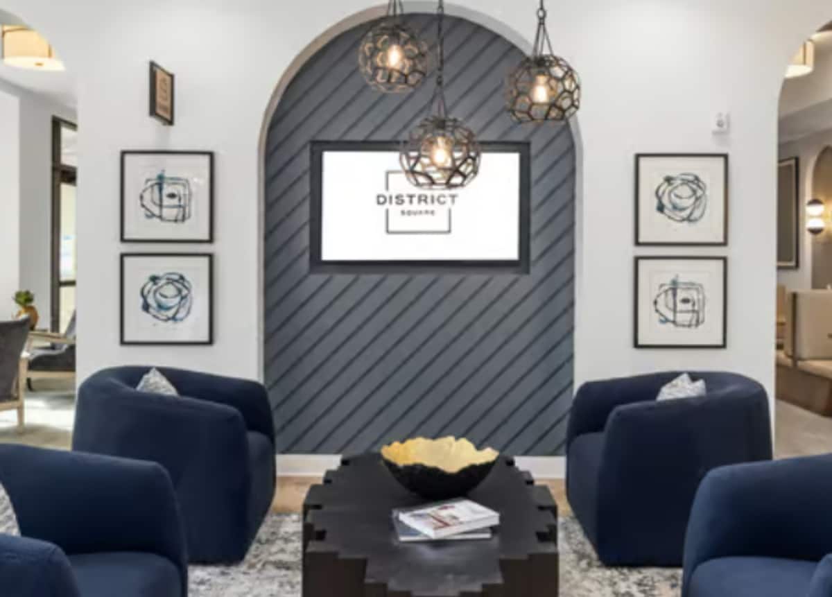 RGVtYW5kUGljdHVyZToyMTA1NzAzOTI0