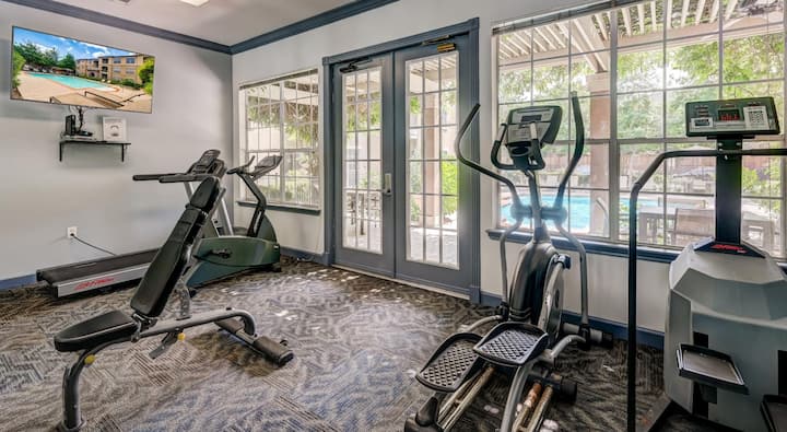 RGVtYW5kUGljdHVyZToyNjA1MDUzNTU0