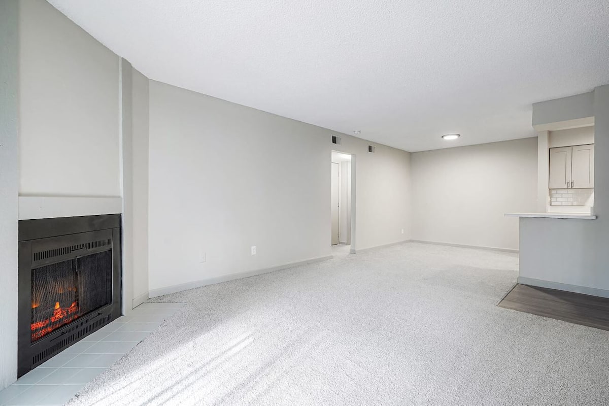 RGVtYW5kUGljdHVyZToyMjczNTUyMjc2