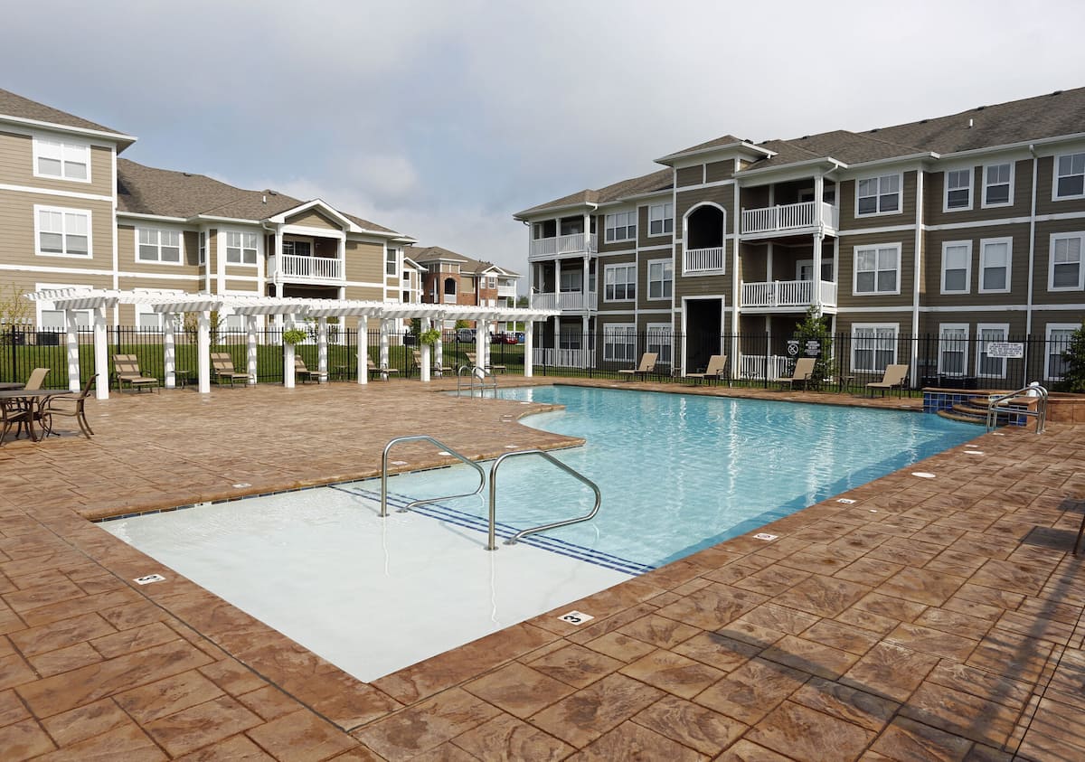 , an Airbnb-friendly apartment in Fort Wayne, IN