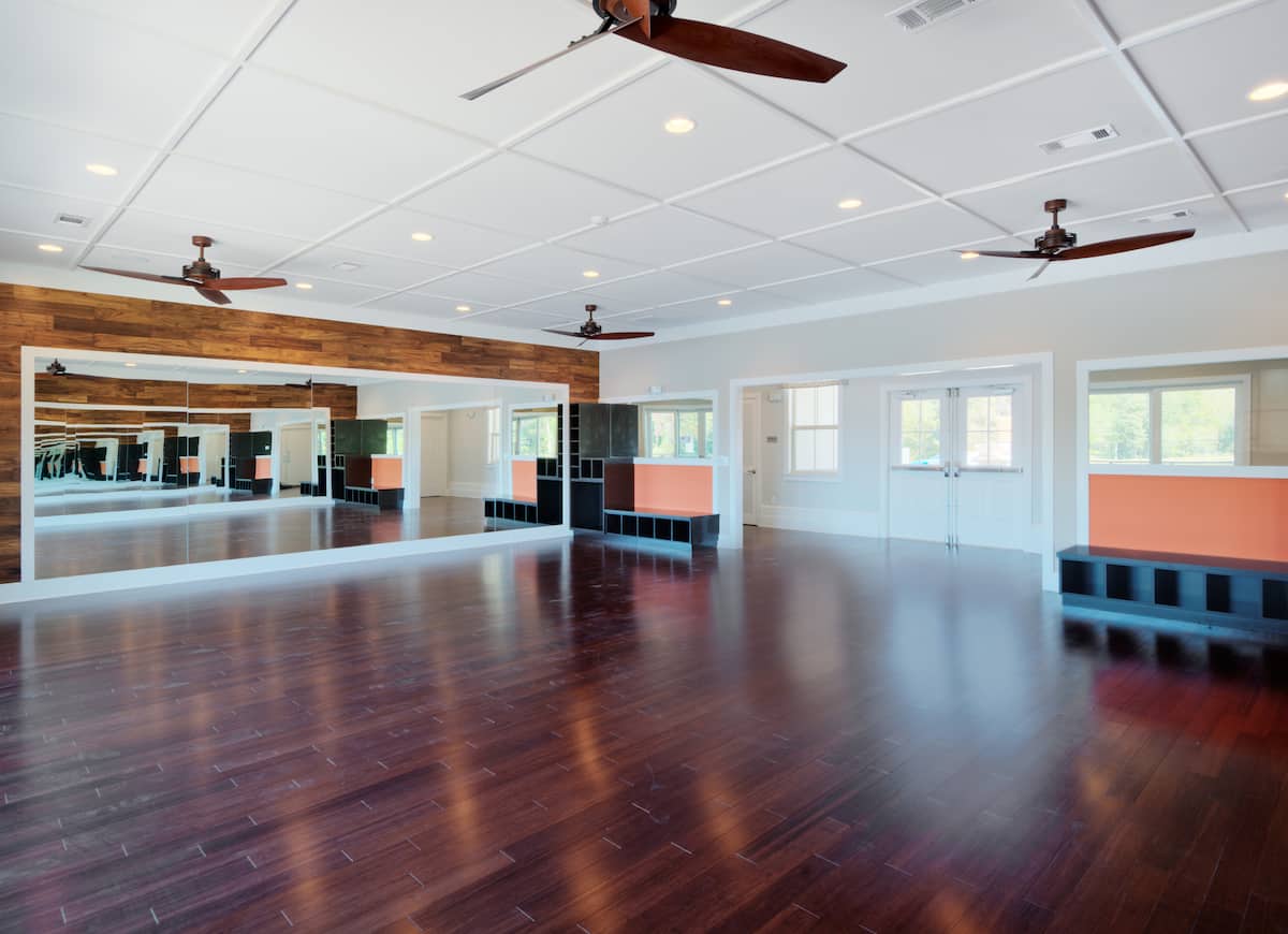 RGVtYW5kUGljdHVyZToxOTU0MjU4Nzcx