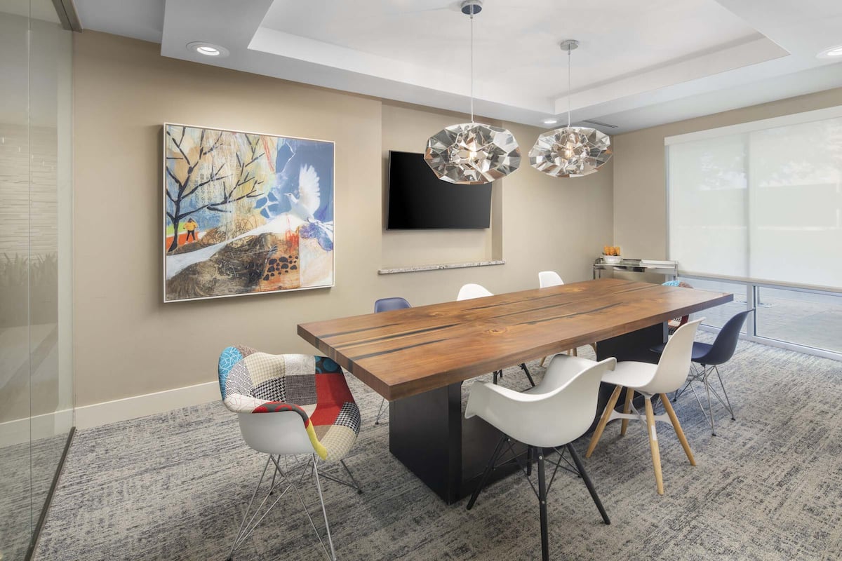 RGVtYW5kUGljdHVyZToyMzQ5MjMwODE1