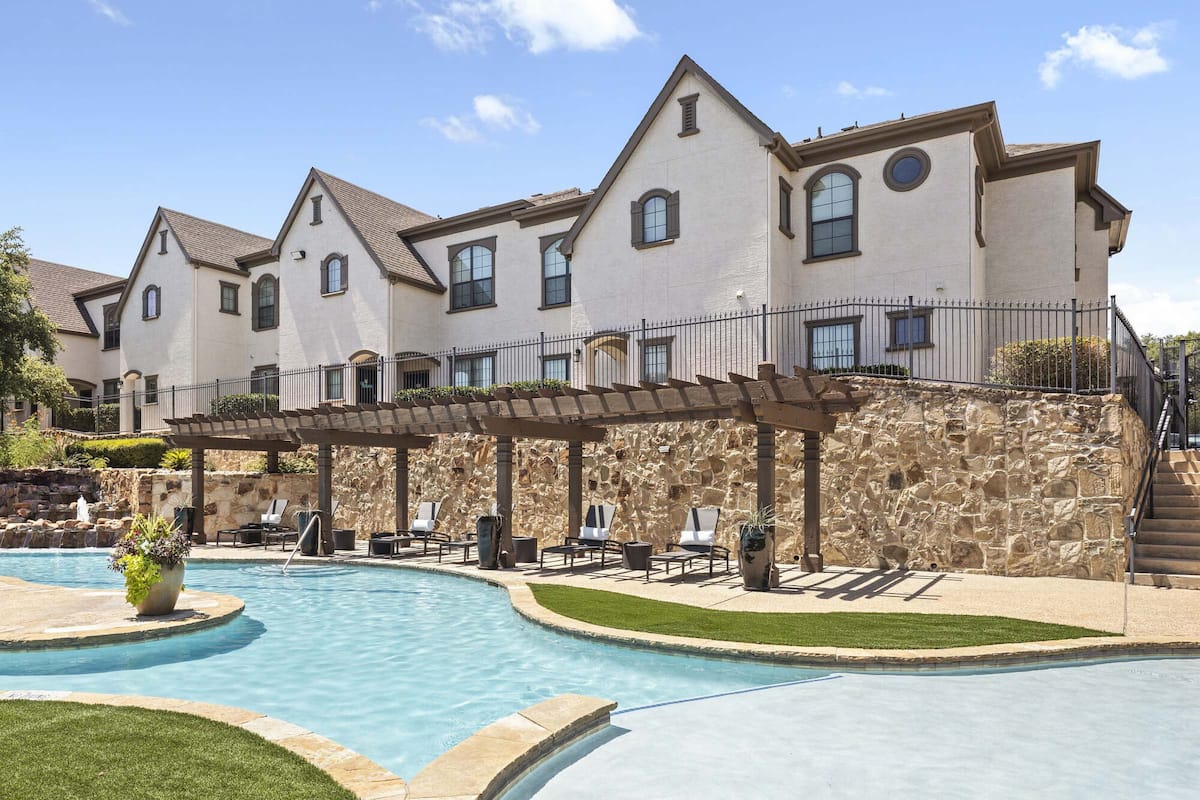 Exterior of Camden Brushy Creek, an Airbnb-friendly apartment in Cedar Park, TX