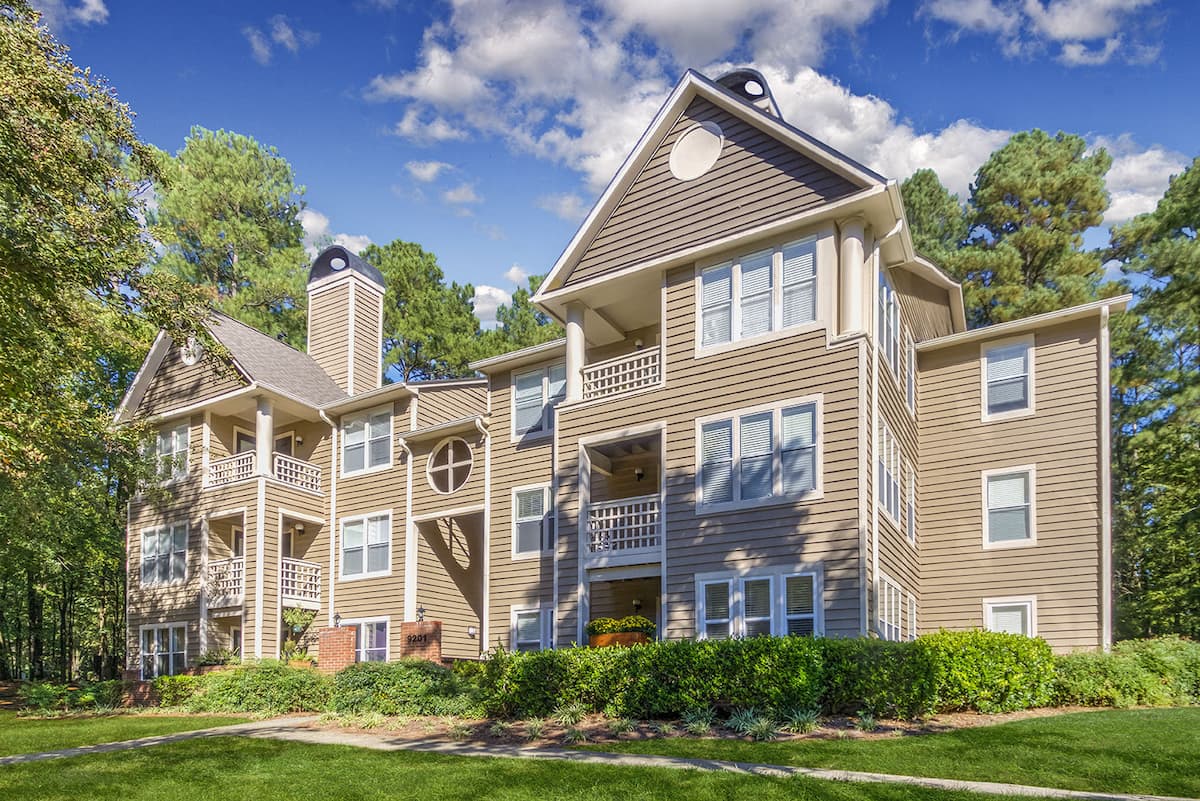 RGVtYW5kUGljdHVyZToxOTUxODMwMDY2