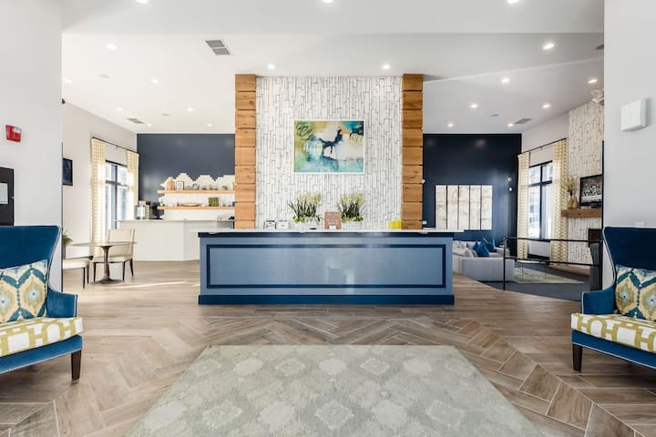 RGVtYW5kUGljdHVyZToyNTcxMzgzMTI3