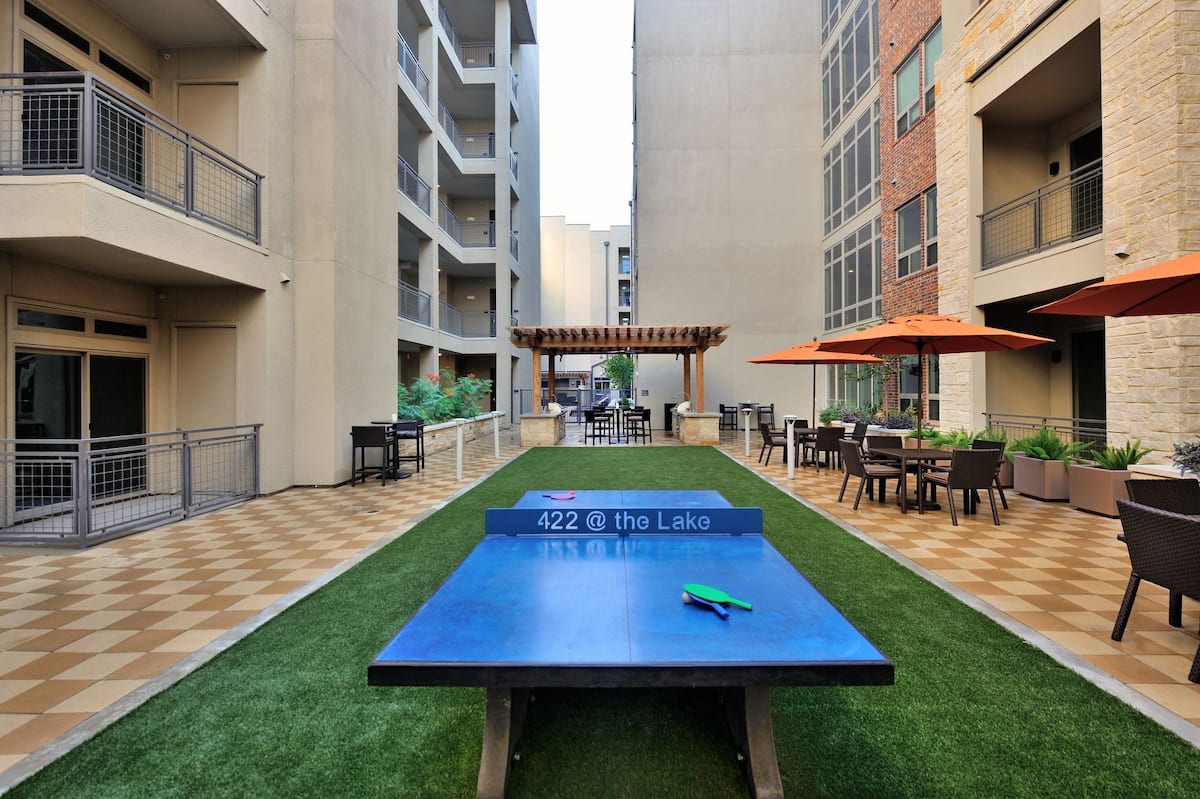 RGVtYW5kUGljdHVyZToxOTUxNjY3MzMy