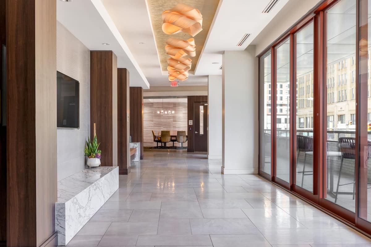 RGVtYW5kUGljdHVyZToxOTQzMTQ3MjI3