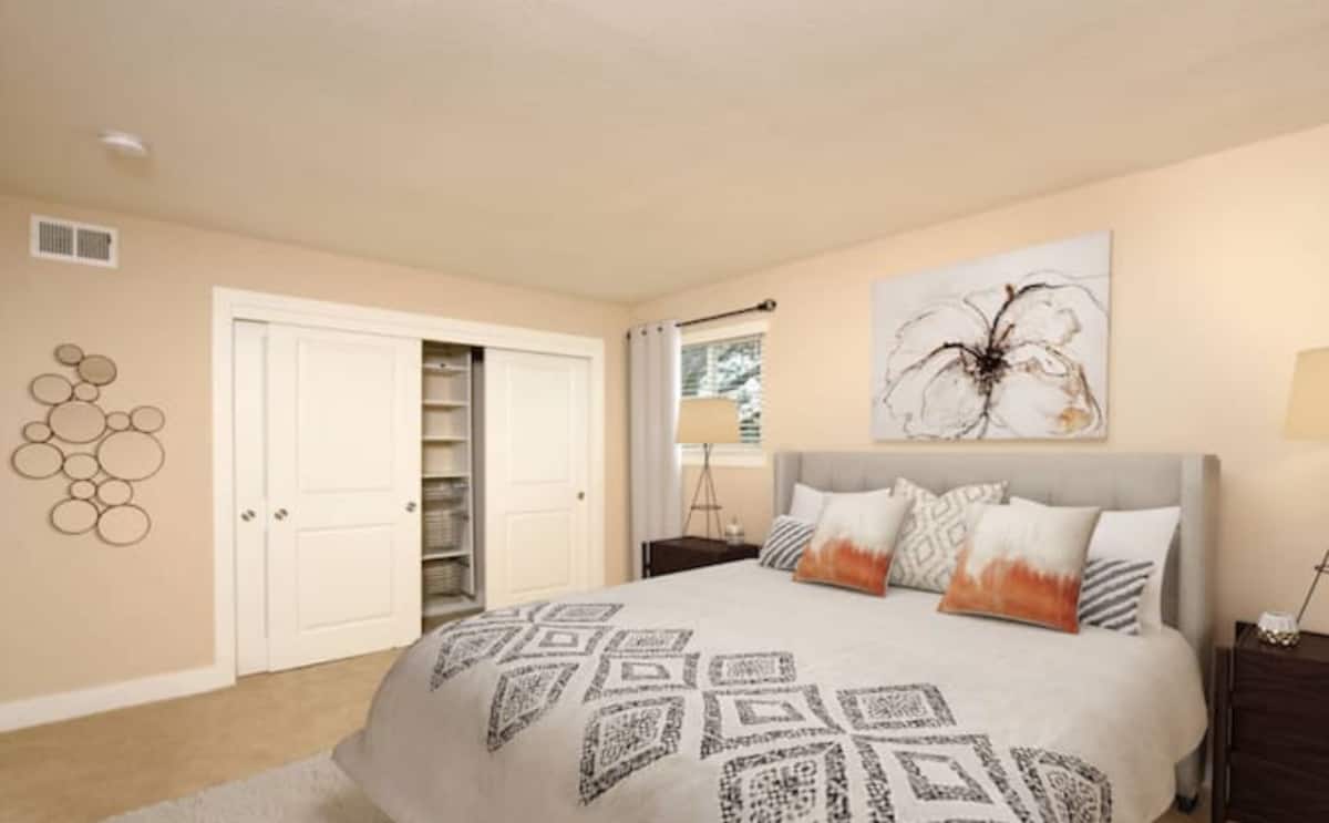 , an Airbnb-friendly apartment in San Rafael, CA