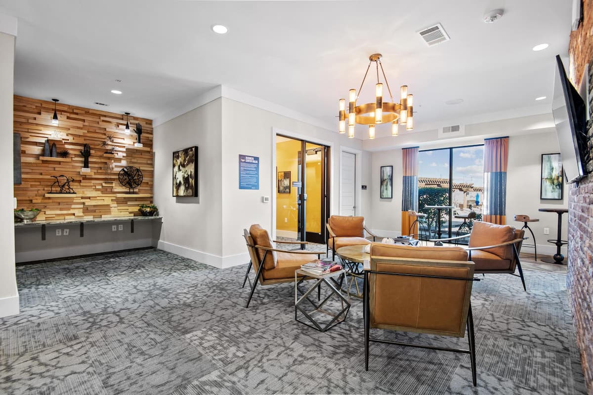 RGVtYW5kUGljdHVyZToyMDc5NzY2OTQw