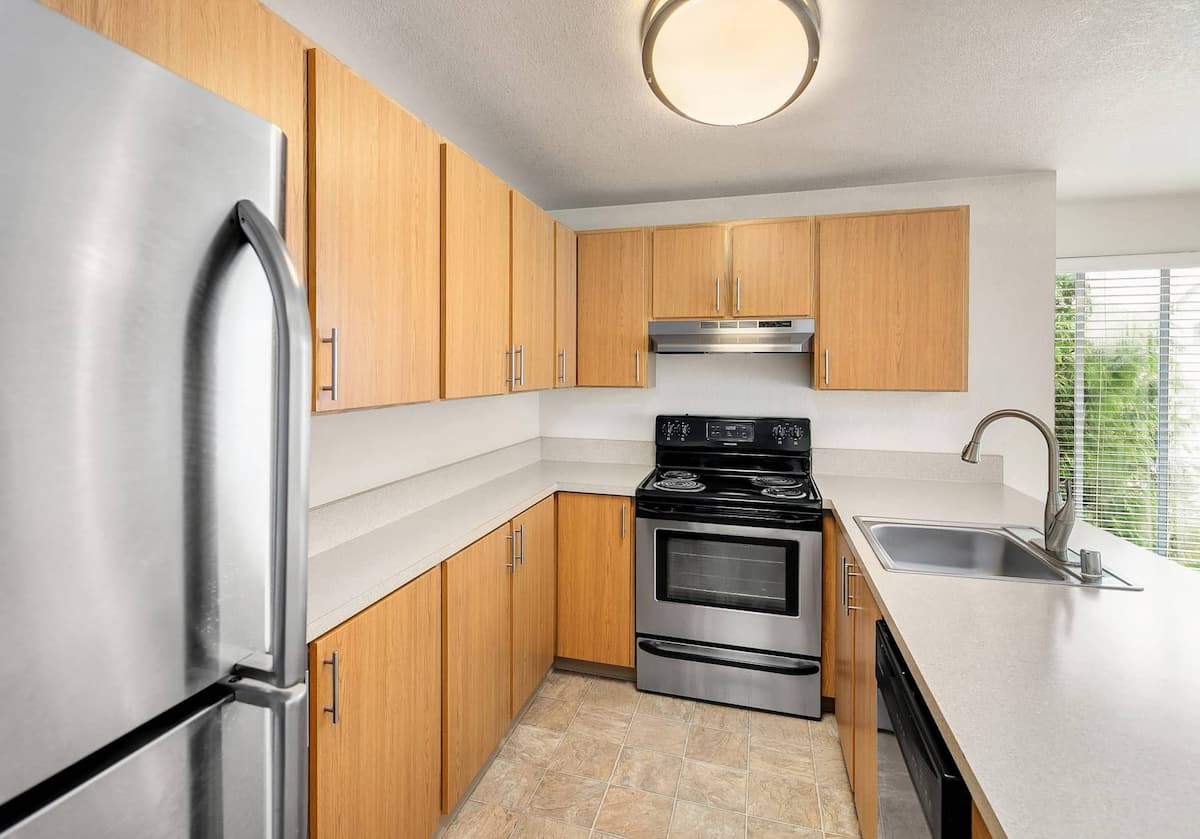 , an Airbnb-friendly apartment in Renton, WA
