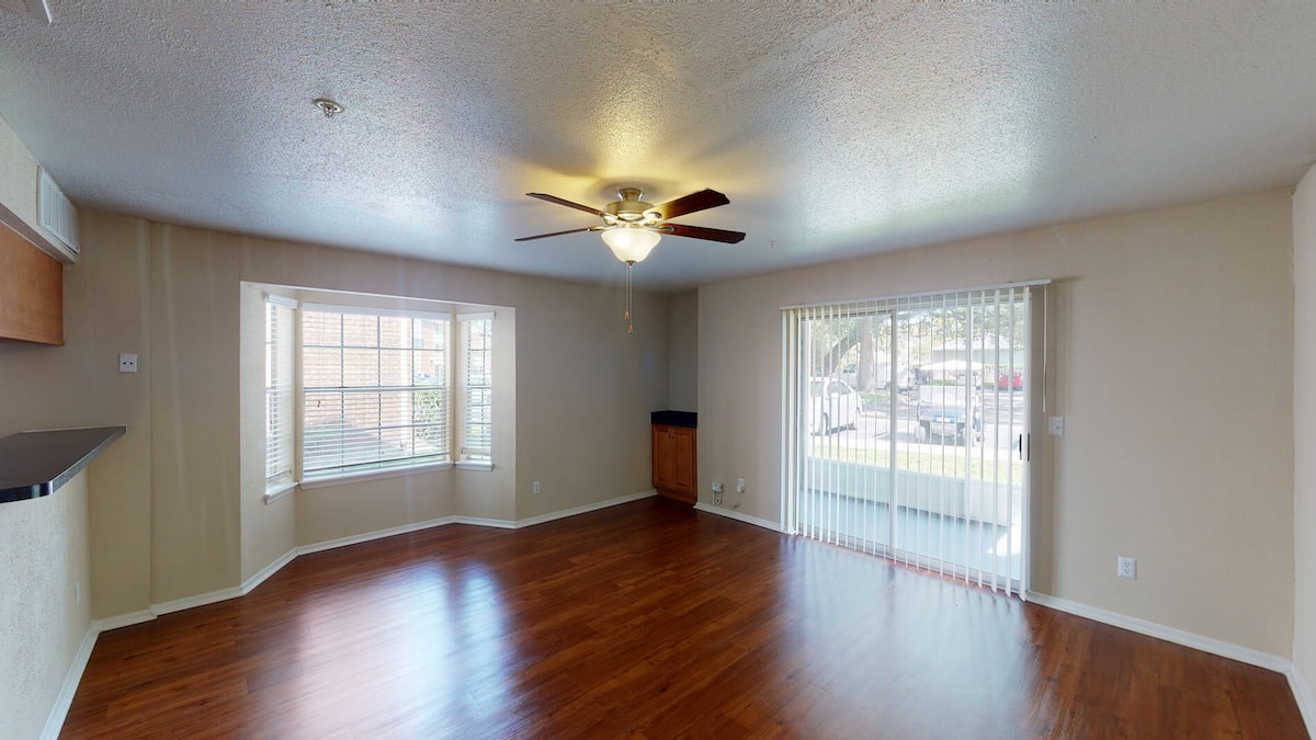 , an Airbnb-friendly apartment in Altamonte Springs, FL