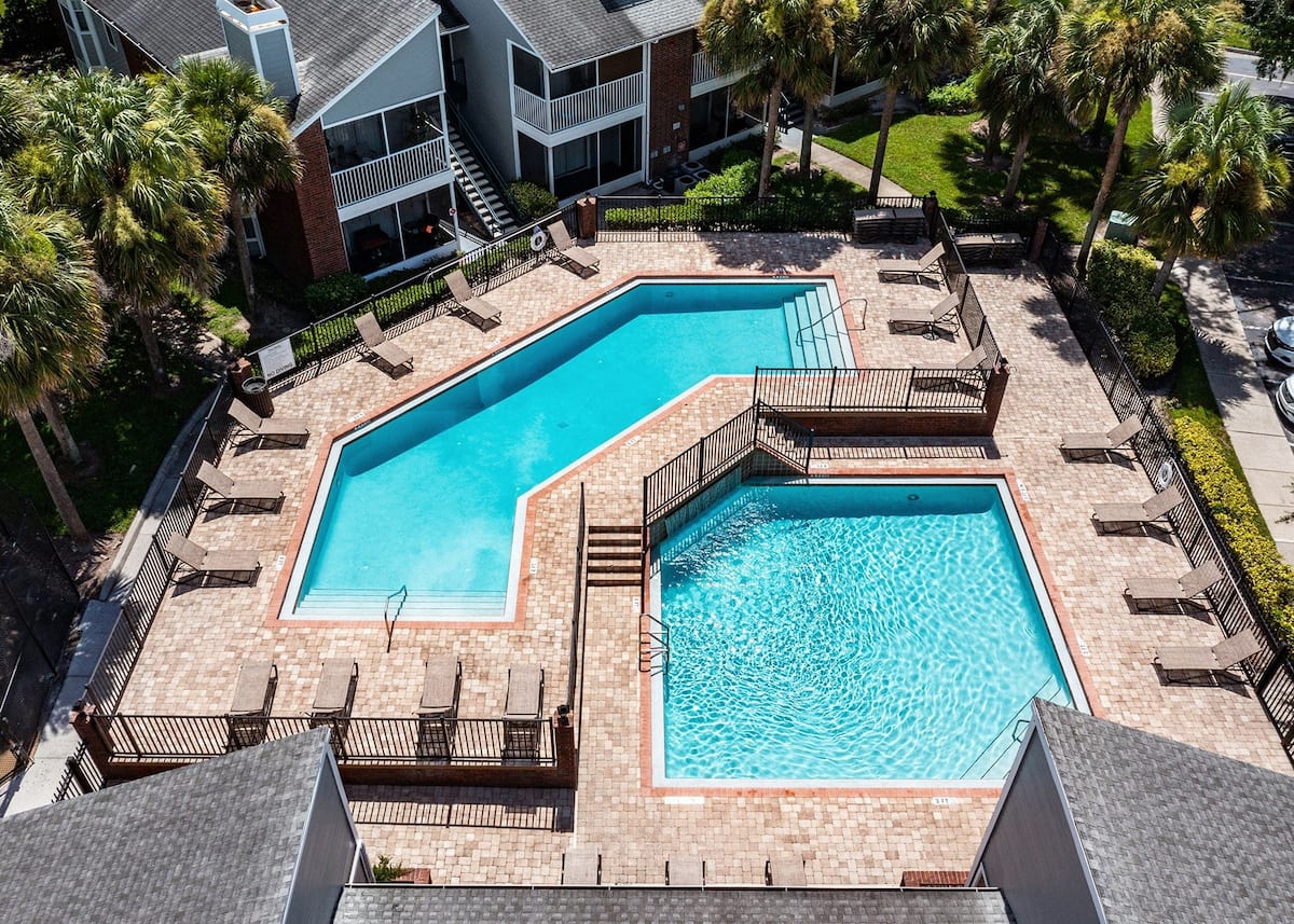 Exterior of Lotus Landing, an Airbnb-friendly apartment in Altamonte Springs, FL