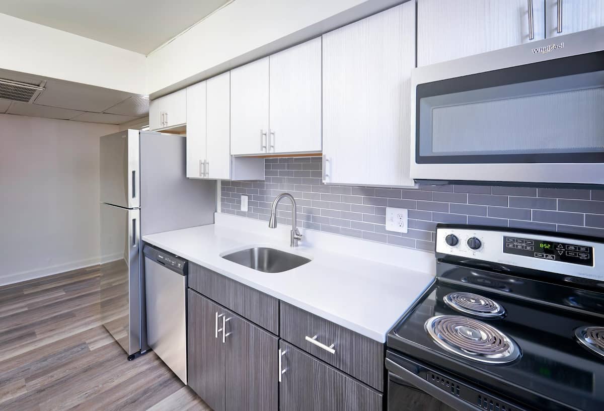 RGVtYW5kUGljdHVyZToxOTQzMTQ1NTE1