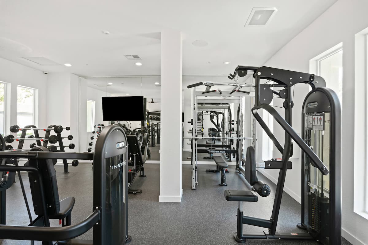 RGVtYW5kUGljdHVyZToxOTUxNTgwMTUy