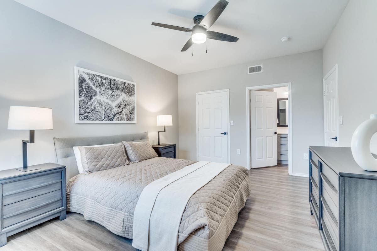 , an Airbnb-friendly apartment in Cedar Park, TX