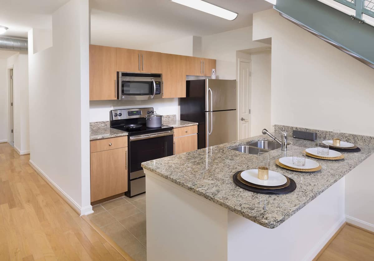 , an Airbnb-friendly apartment in Arlington, VA